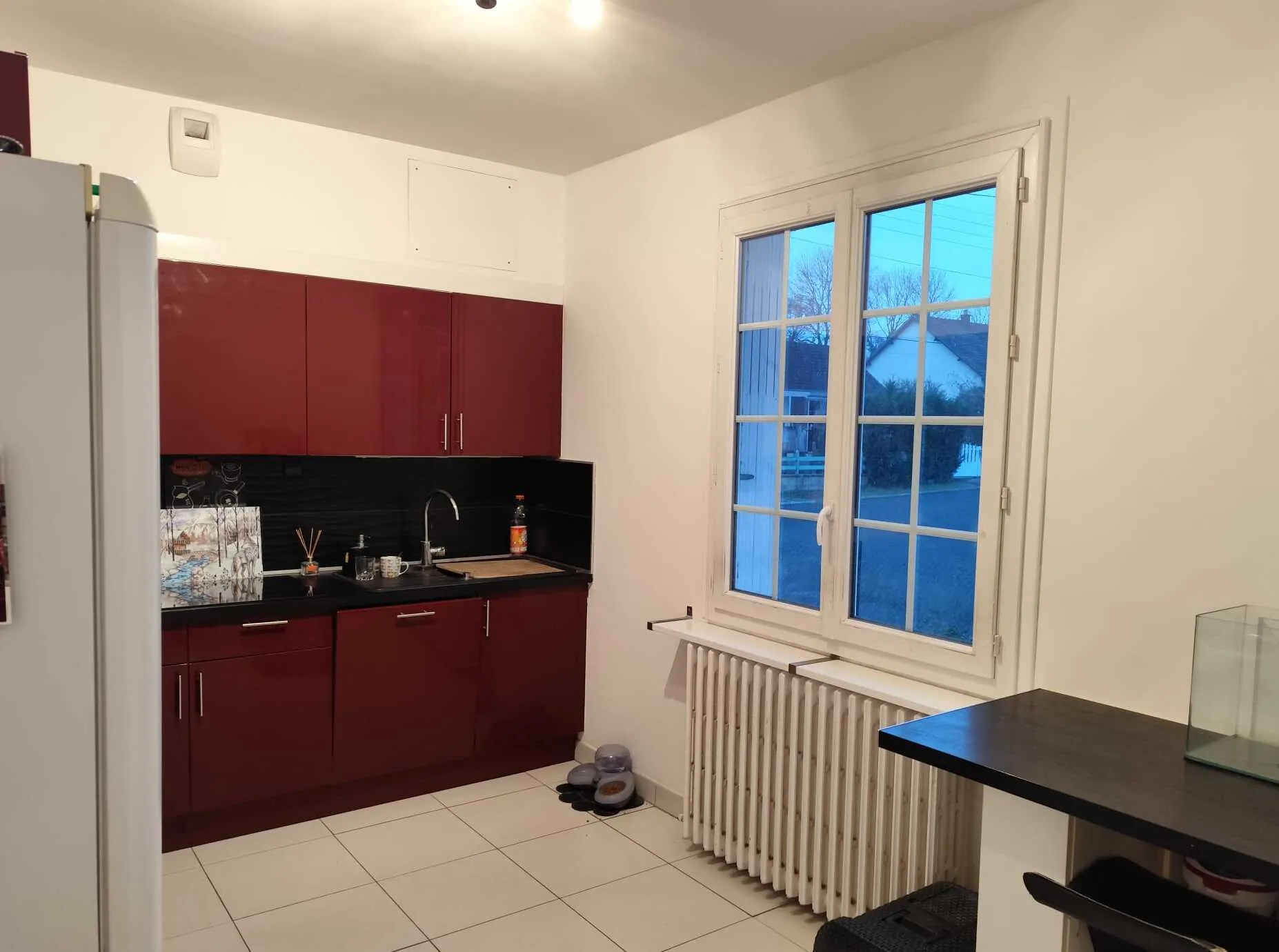 Maison spacieuse de 127m² à Courtomer avec sous-sol et terrain de 1000 m² 