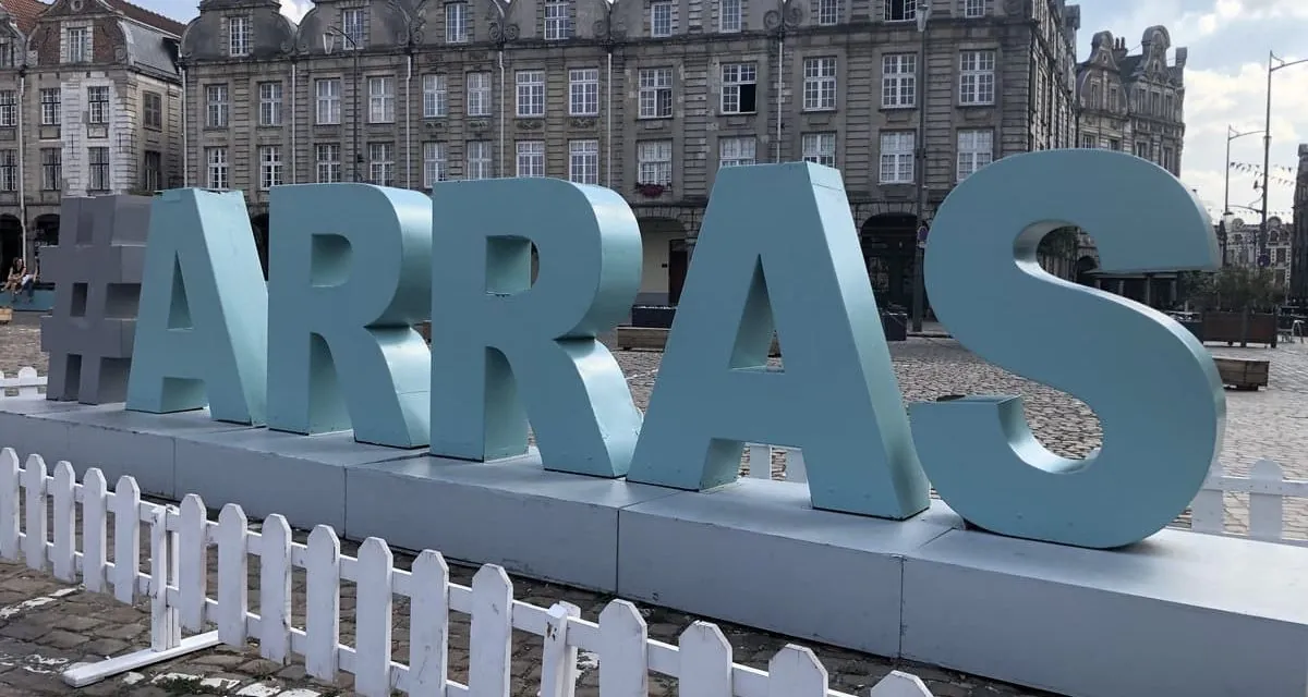 Appartement T2 lumineux de 50 m² à vendre à Arras, idéal pour achat résidentiel ou investissement 