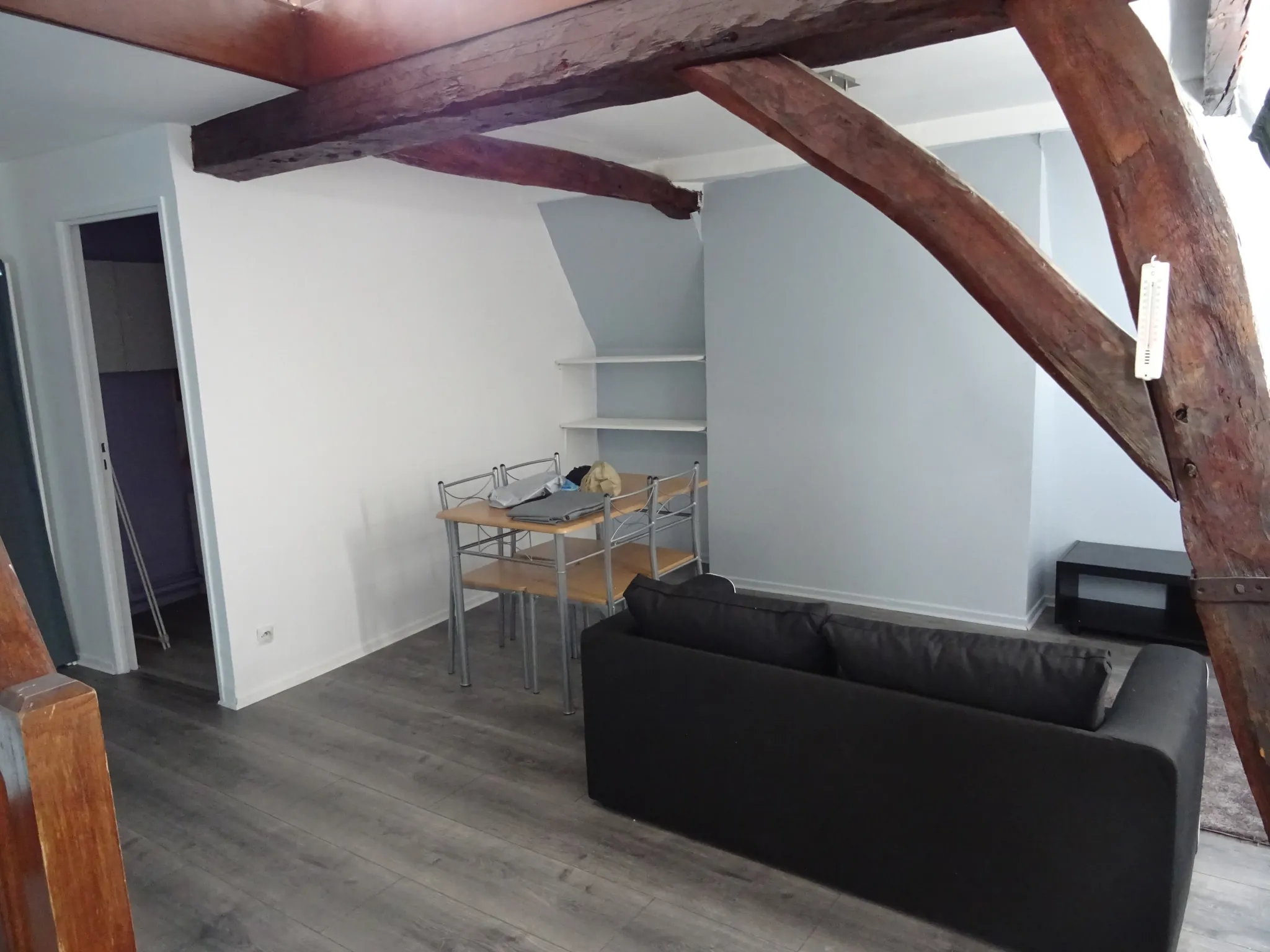 Appartement T2 lumineux de 50 m² à vendre à Arras, idéal pour achat résidentiel ou investissement 