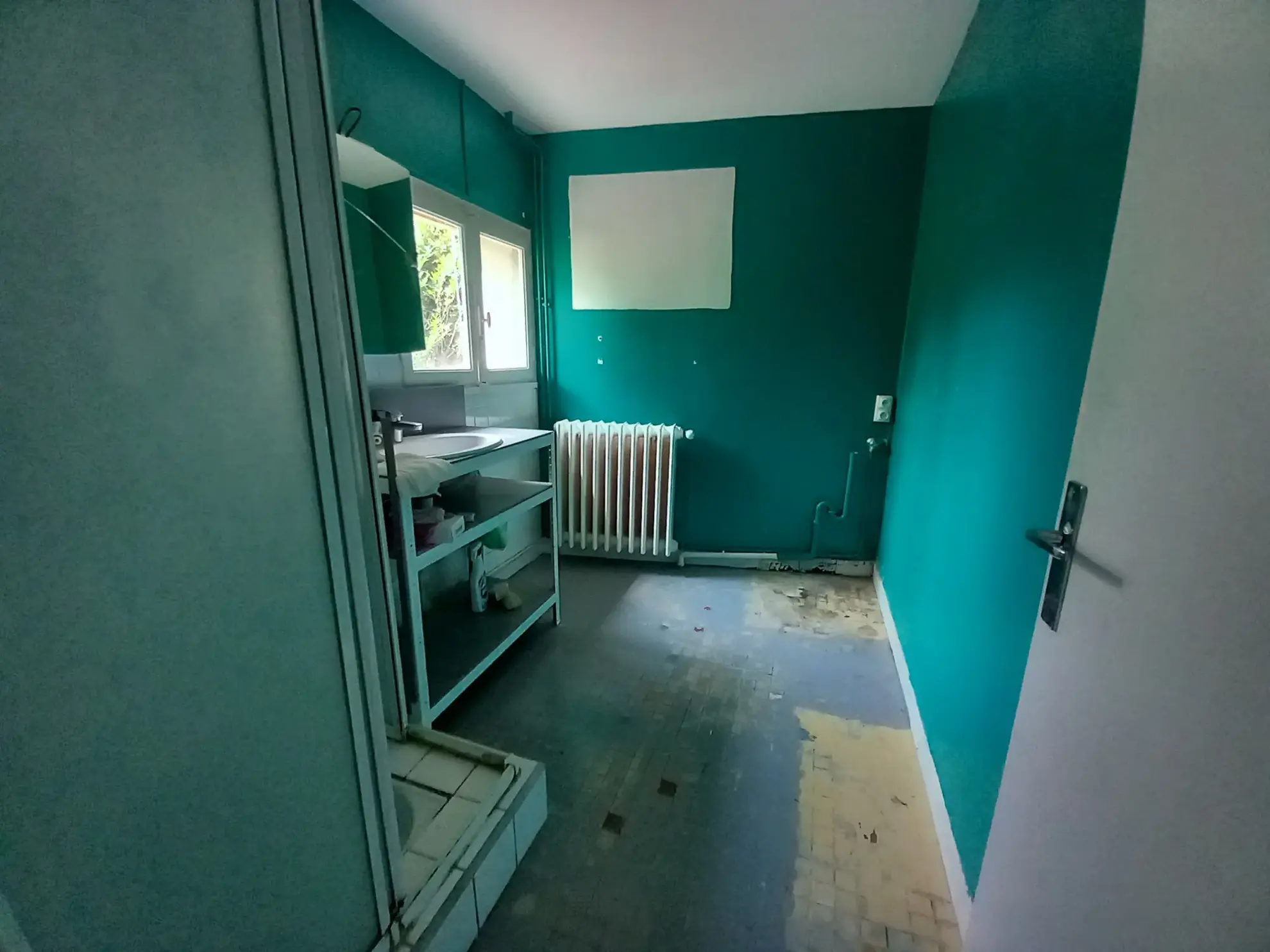 Charme maison de village avec potentiel de 2 chambres à La Chapelle aux Chasses 