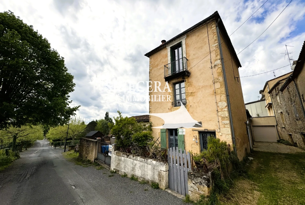 Charmante maison de ville de 100 m² à Belvès, village médiéval classé parmi les plus beaux de France 