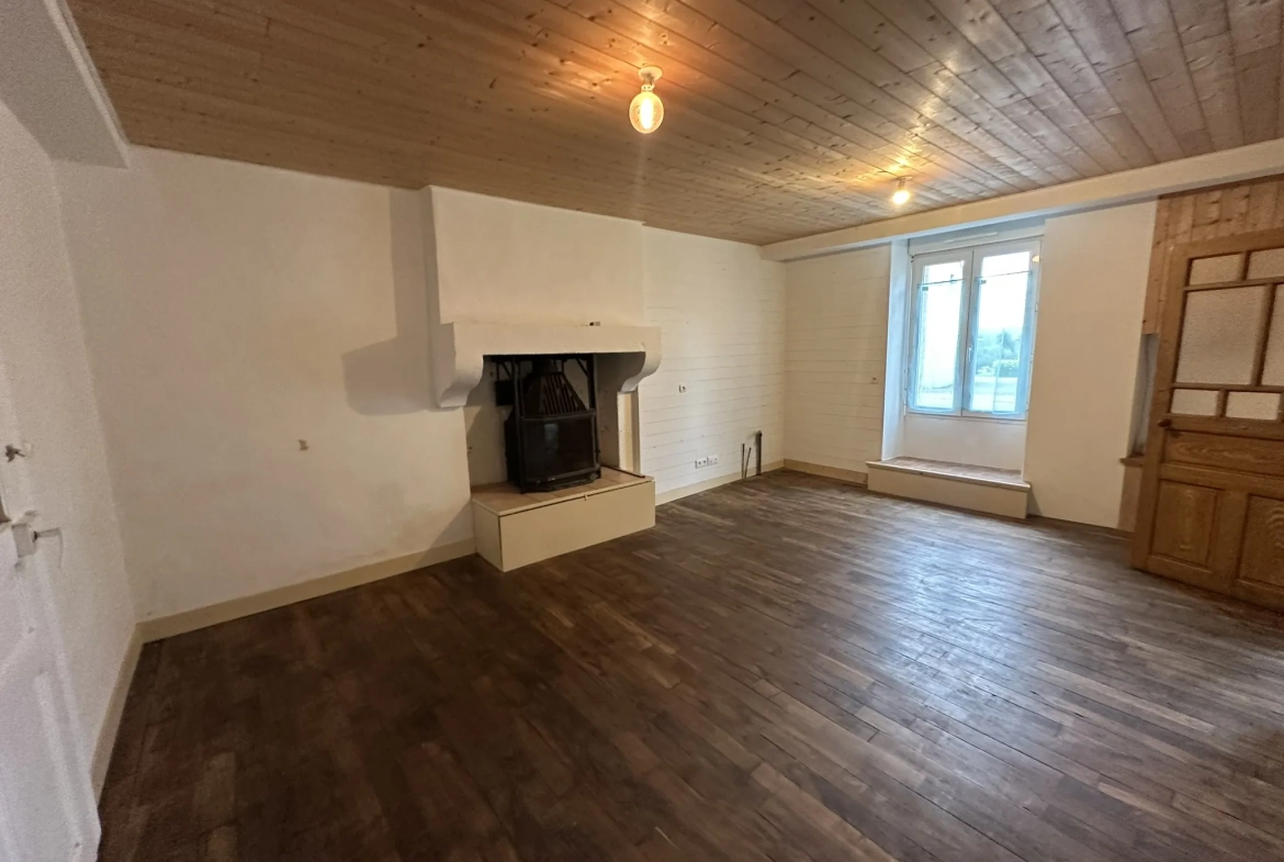 Maison lumineuse de 149 m² à La Chapelle-Neuve avec jardin et mezzanine 