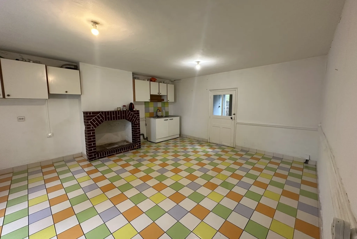 Maison lumineuse de 149 m² à La Chapelle-Neuve avec jardin et mezzanine 