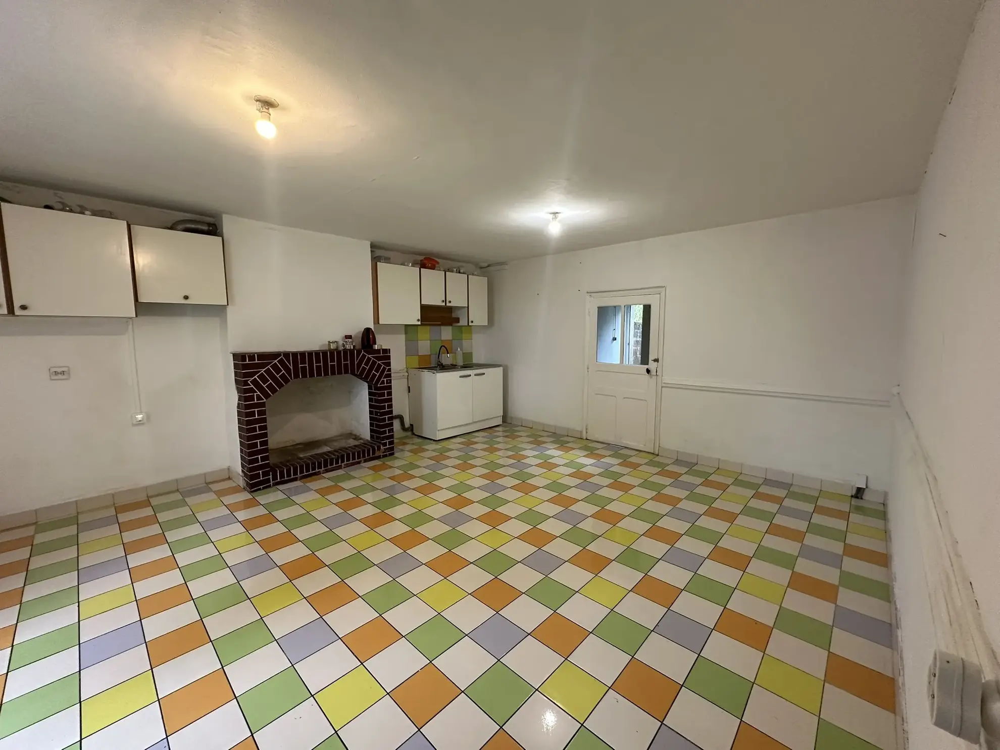Maison lumineuse de 149 m² à La Chapelle-Neuve avec jardin et mezzanine 