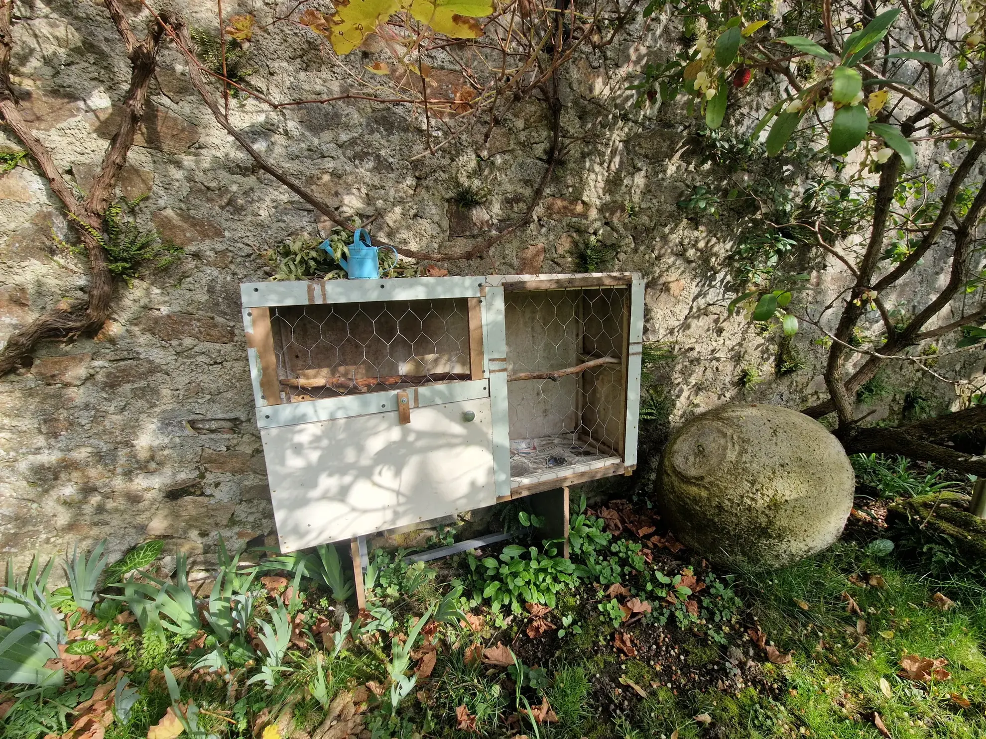 Maison en pierres avec extérieur cosy à Masseret, 4 chambres, jardin et accès facile 