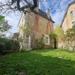 Maison en pierres avec extérieur cosy à Masseret, 4 chambres, jardin et accès facile