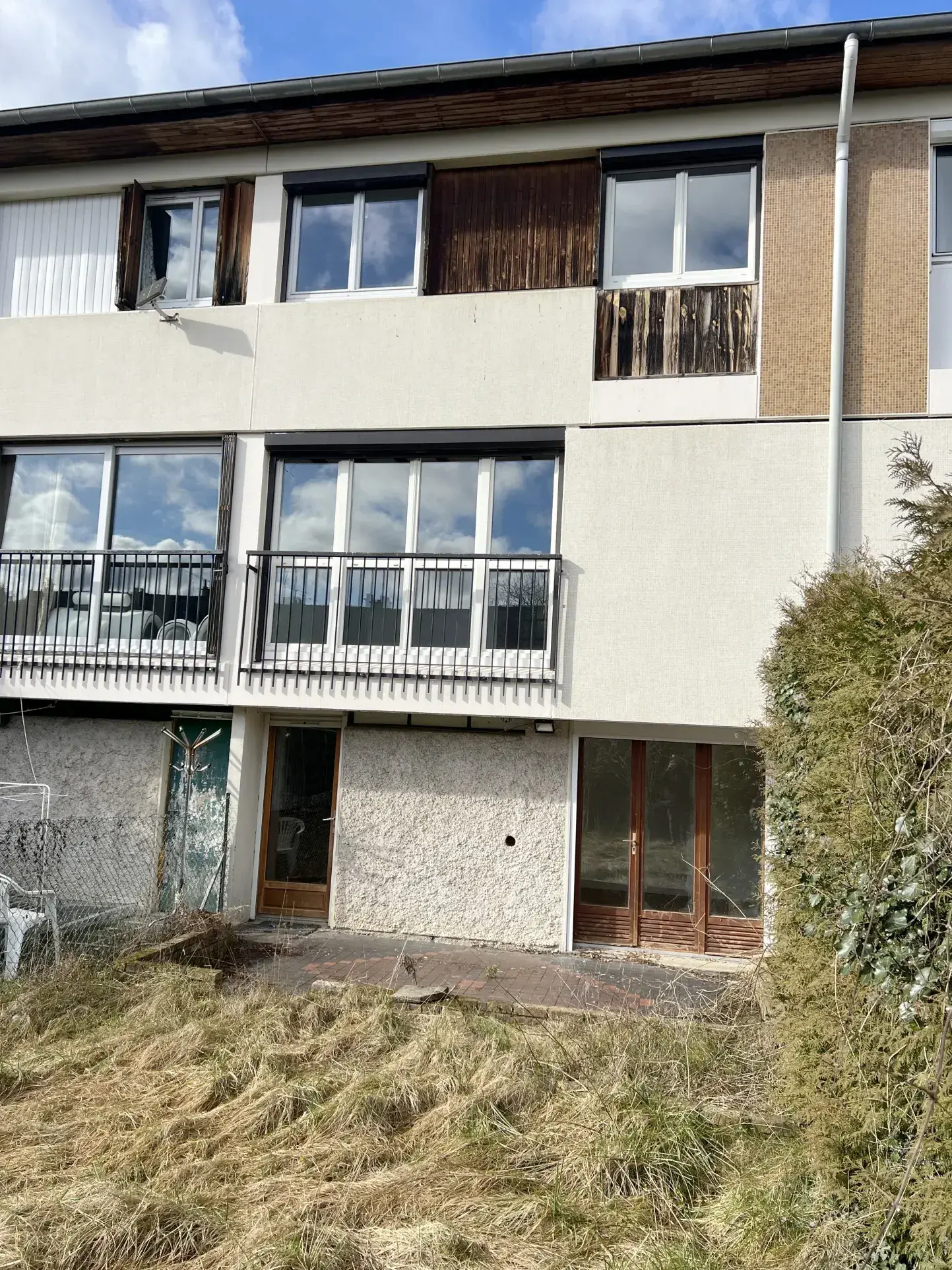 Maison à vendre à Pontault-Combault proche RER E avec 4 chambres et jardin 