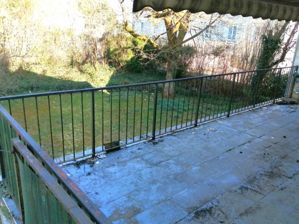 Grande maison familiale à Baume-les-Dames avec terrain de 3276 m² 