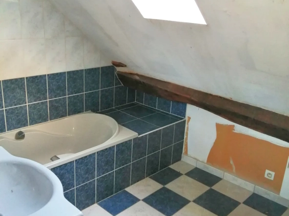 Grande maison familiale à Baume-les-Dames avec terrain de 3276 m² 