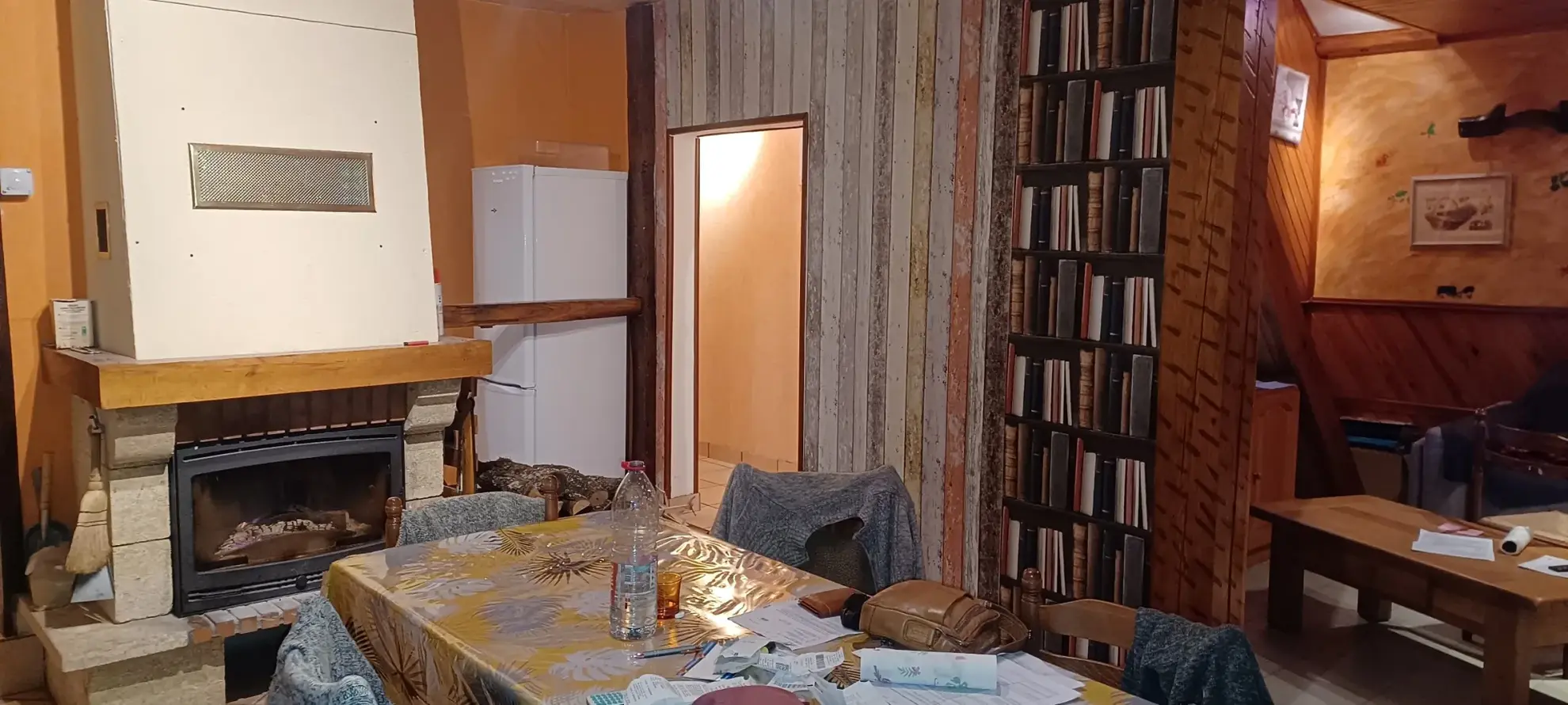 Maison à Grolejac de 65 m² avec terrain et hangar, proche commodités 