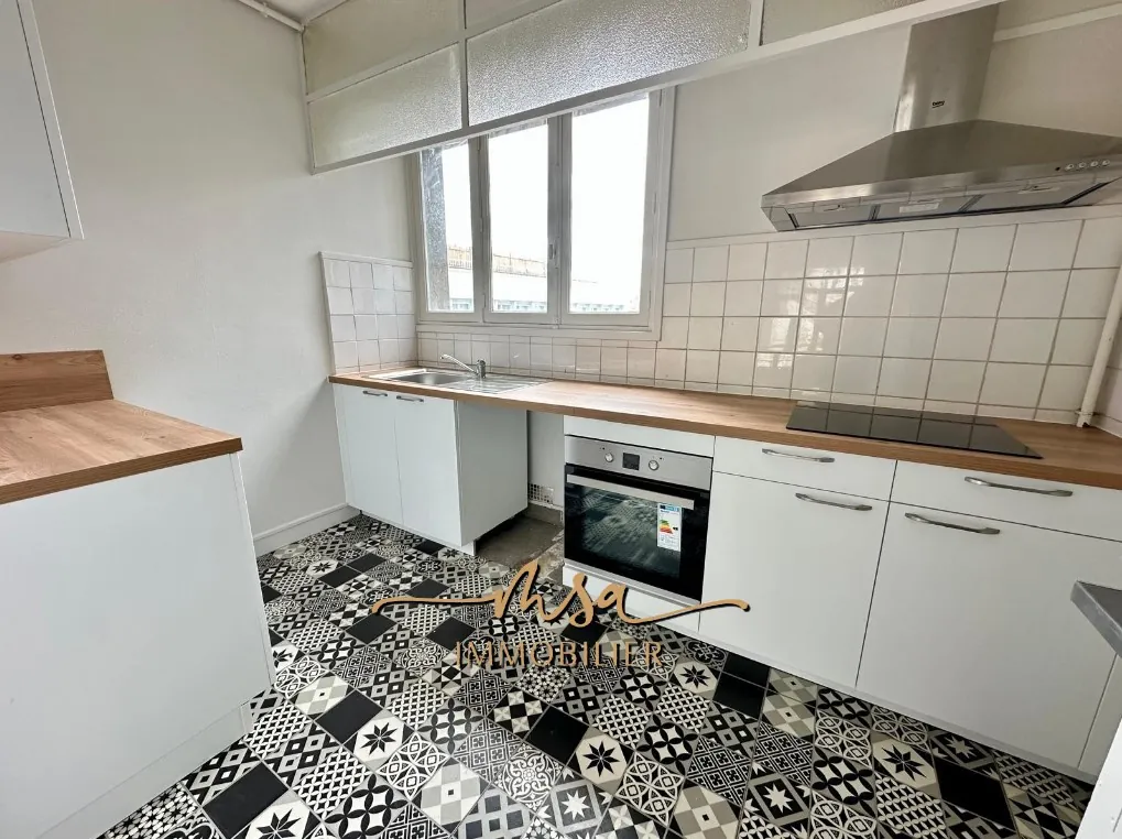 Appartement F4 à Rouen Hyper-Centre avec Balcon – Idéal Investissement ou Résidence 