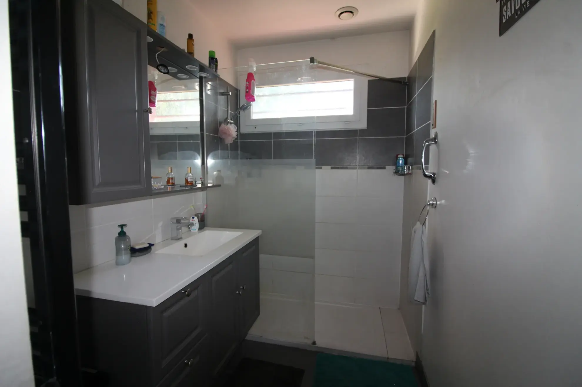 Maison indépendante de 80 m² avec terrain de 1500 m² à Andryes 