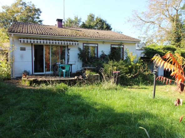 Maison indépendante de 80 m² avec terrain de 1500 m² à Andryes
