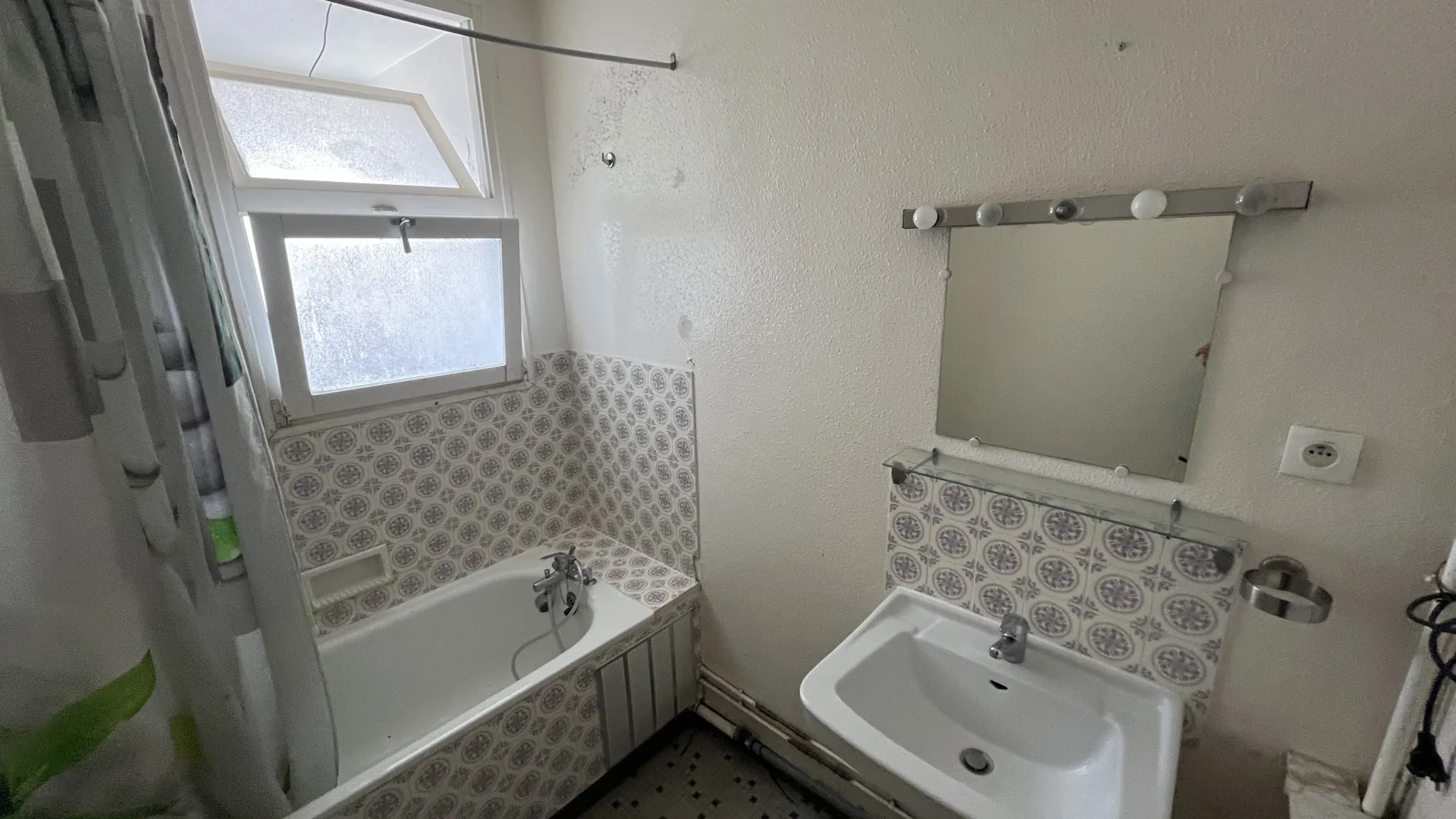 Appartement lumineux de 74 m² avec 3 chambres à Alençon 