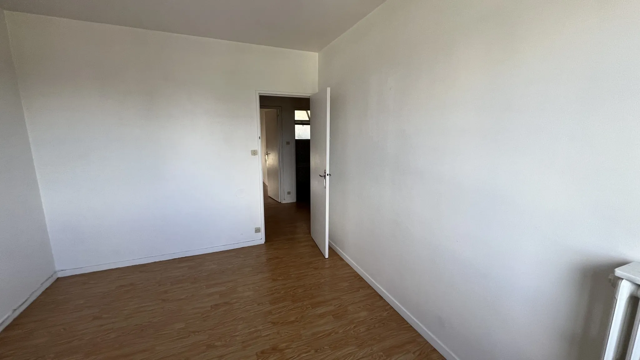 Appartement lumineux de 74 m² avec 3 chambres à Alençon 