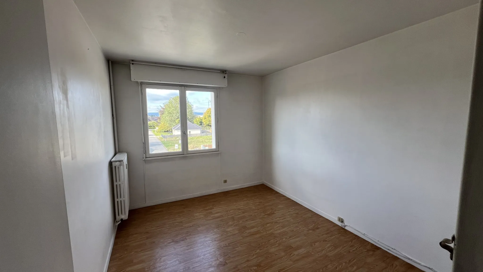 Appartement lumineux de 74 m² avec 3 chambres à Alençon 