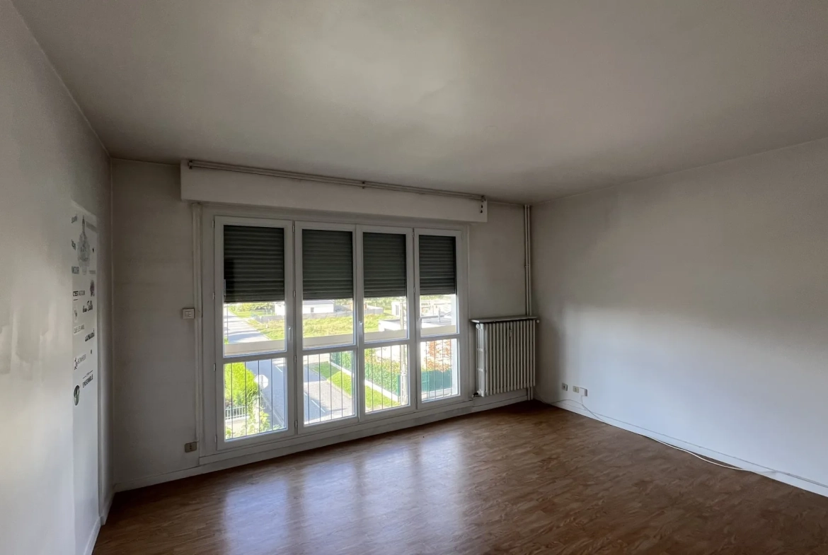 Appartement lumineux de 74 m² avec 3 chambres à Alençon 