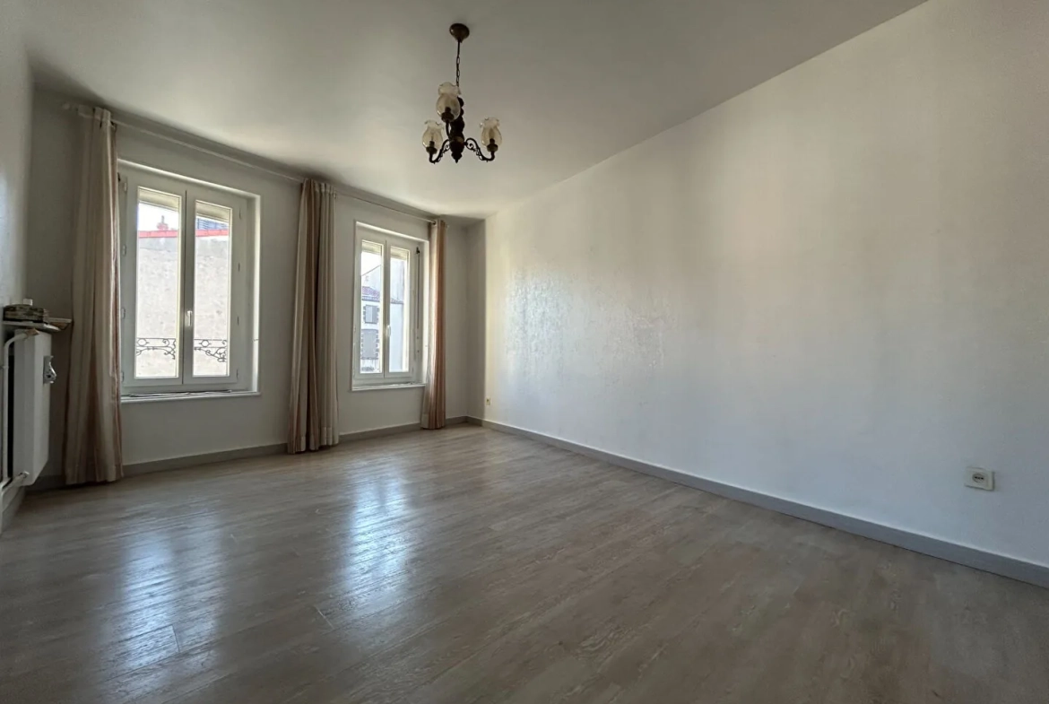 Appartement T3 avec terrasse et garage à vendre à Clermont-Ferrand centre-ville 
