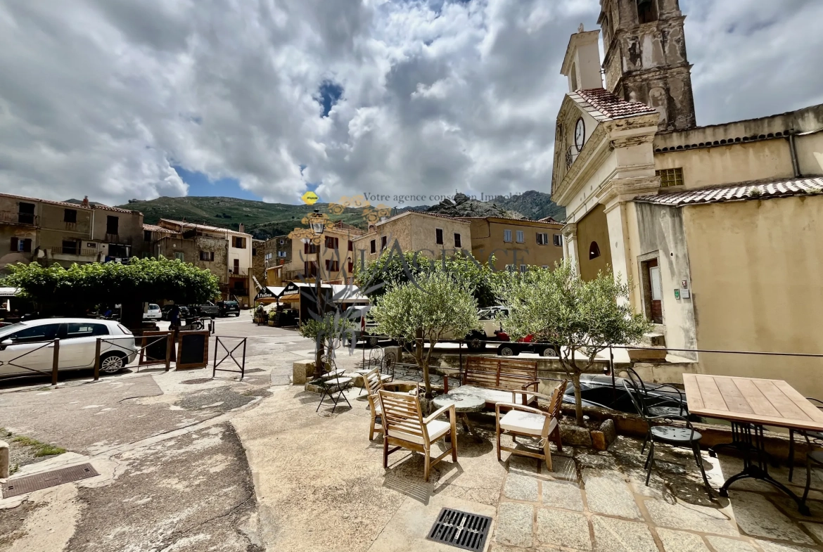 Maison de village historique à Speloncato avec vue mer et montagne 