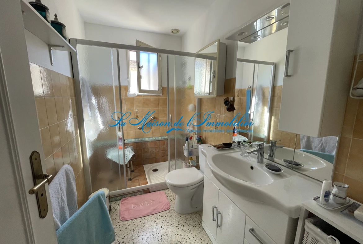 Maison plain-pied à Saint Christol les Ales - 4 pièces sur 597 m² 