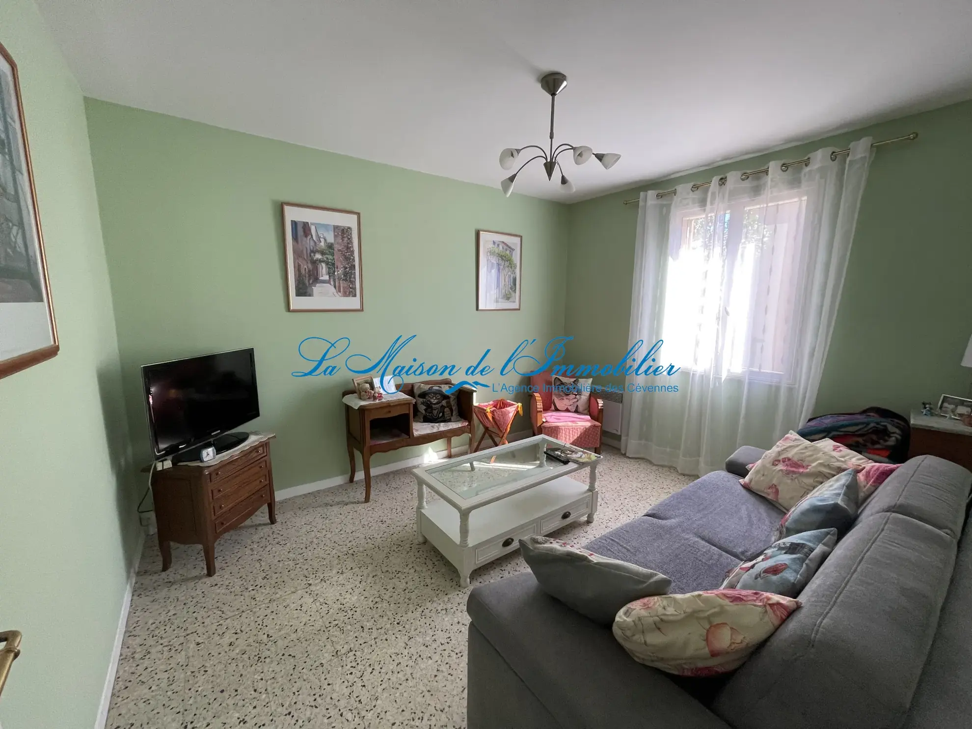 Maison plain-pied à Saint Christol les Ales - 4 pièces sur 597 m² 
