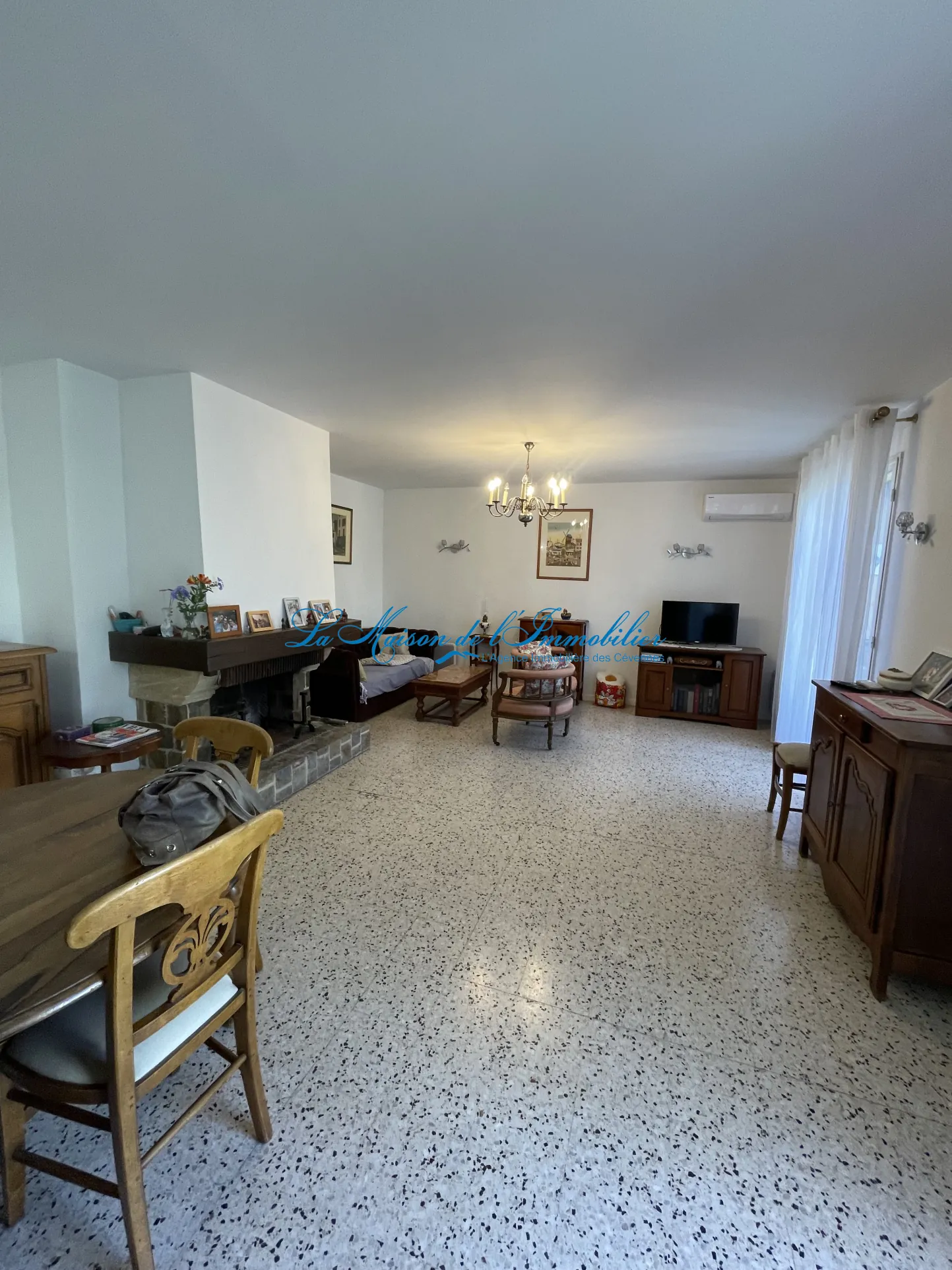 Maison plain-pied à Saint Christol les Ales - 4 pièces sur 597 m² 