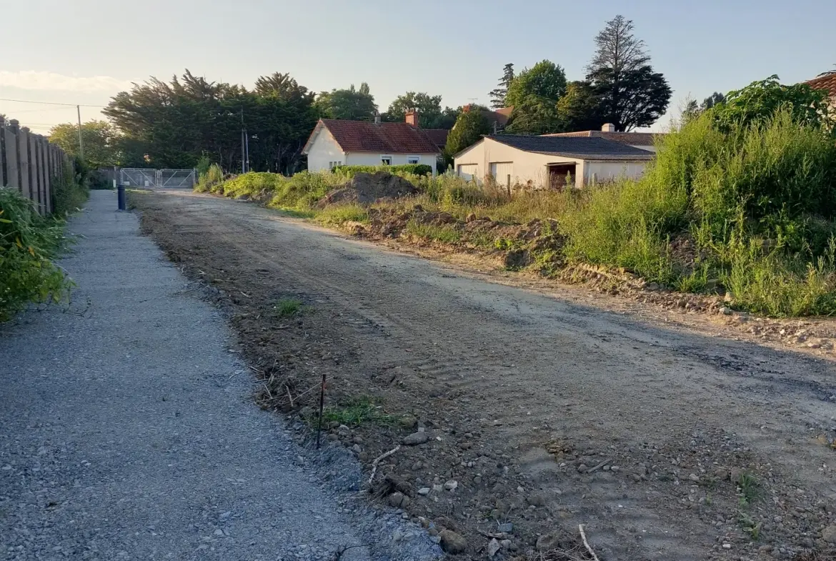 Terrain constructible de 447 m² à Chaumes en Retz - Rare sur le marché 