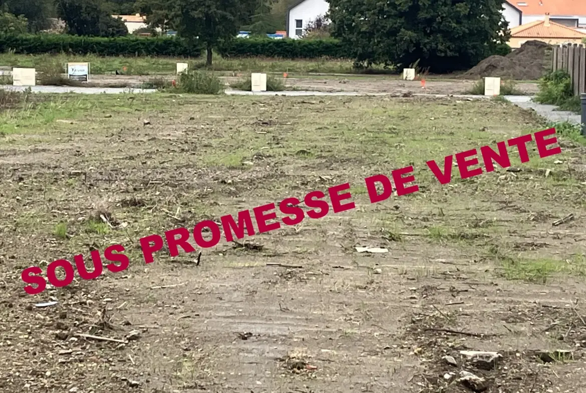 Terrain constructible de 447 m² à Chaumes en Retz - Rare sur le marché 