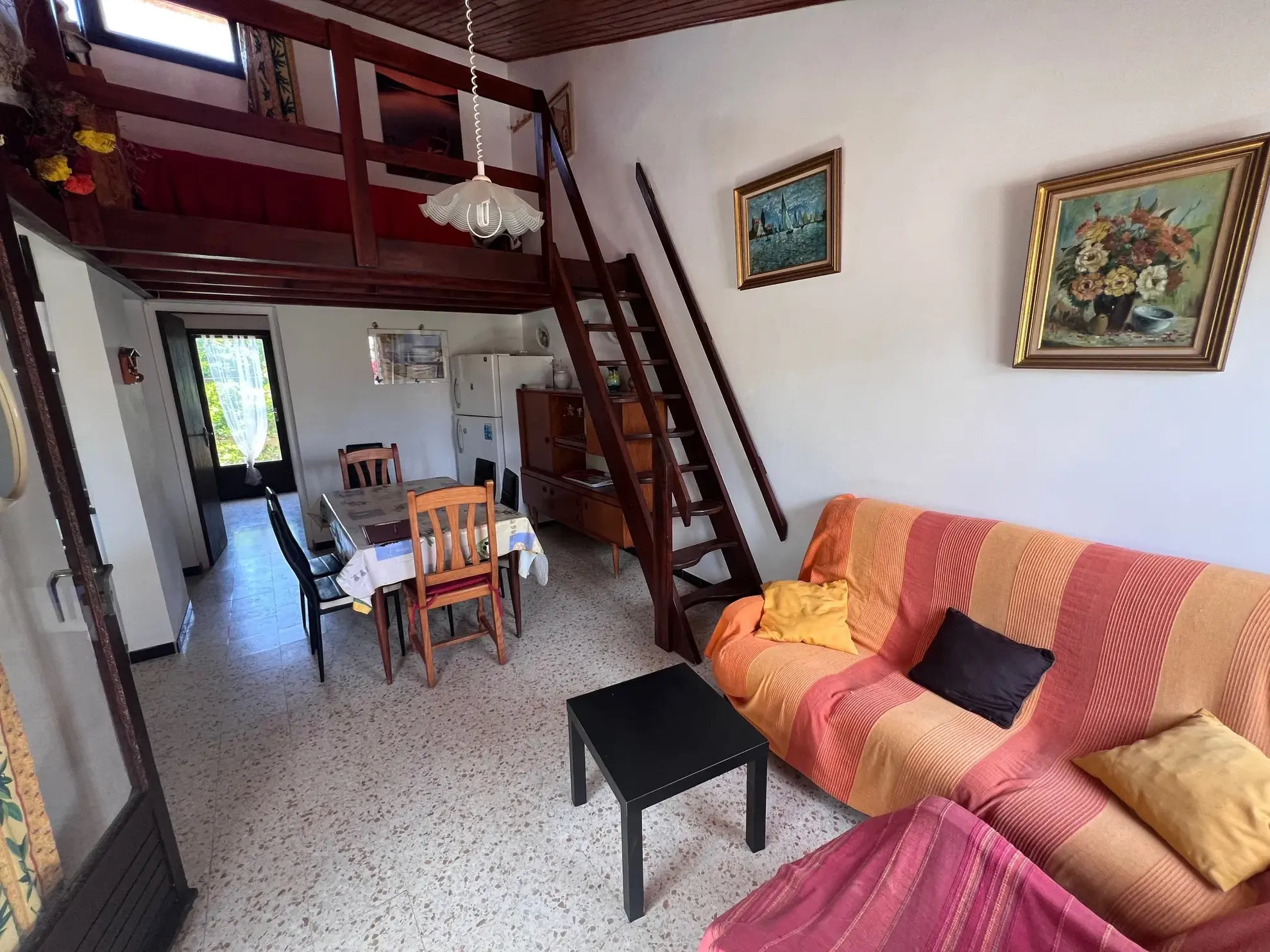 Charmante maison 3 pièces avec mezzanine et jardin au Barcarès en vente 