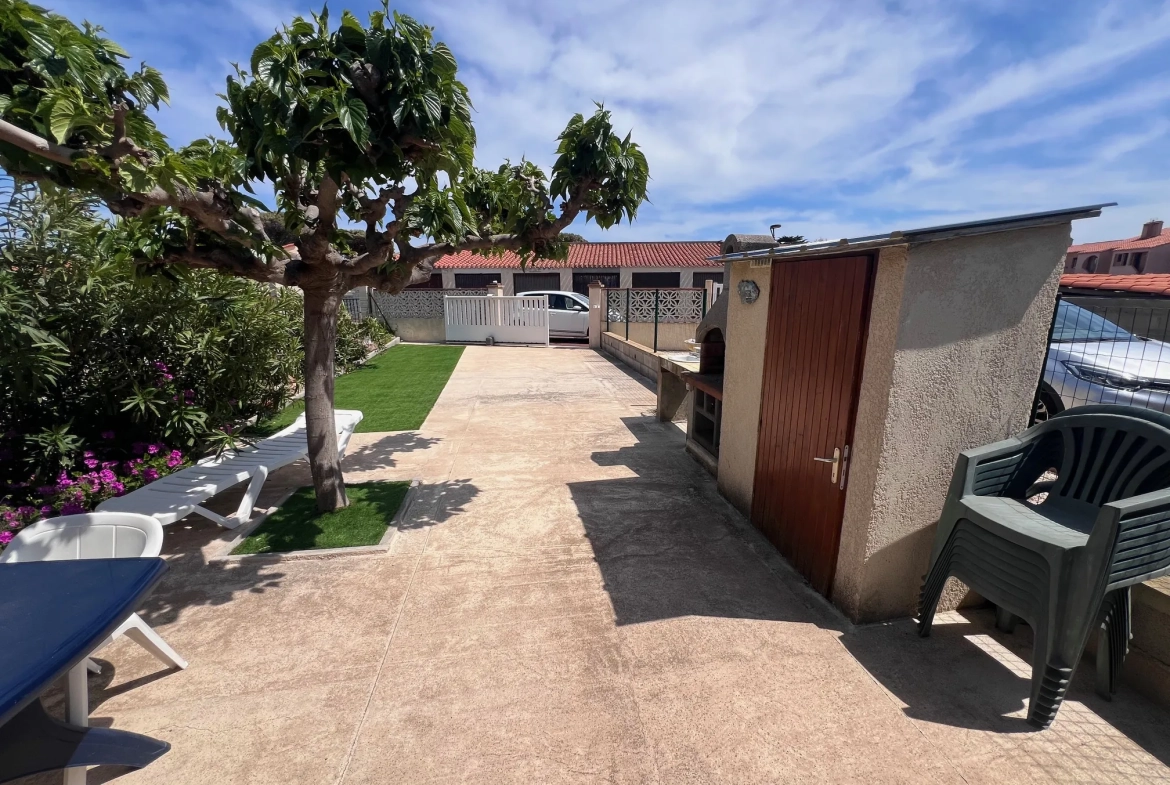 Charmante maison 3 pièces avec mezzanine et jardin au Barcarès en vente 