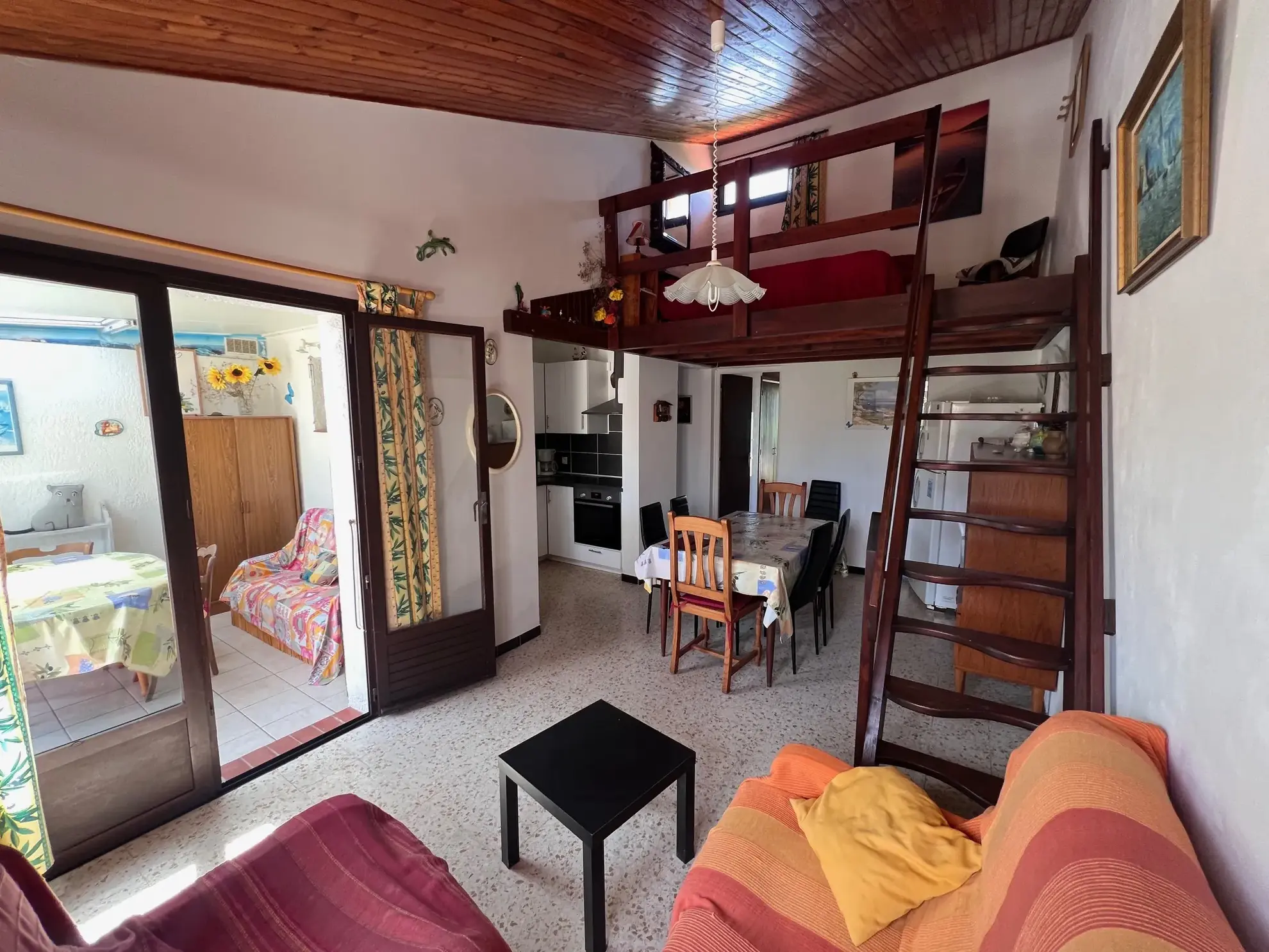 Charmante maison 3 pièces avec mezzanine et jardin au Barcarès en vente 
