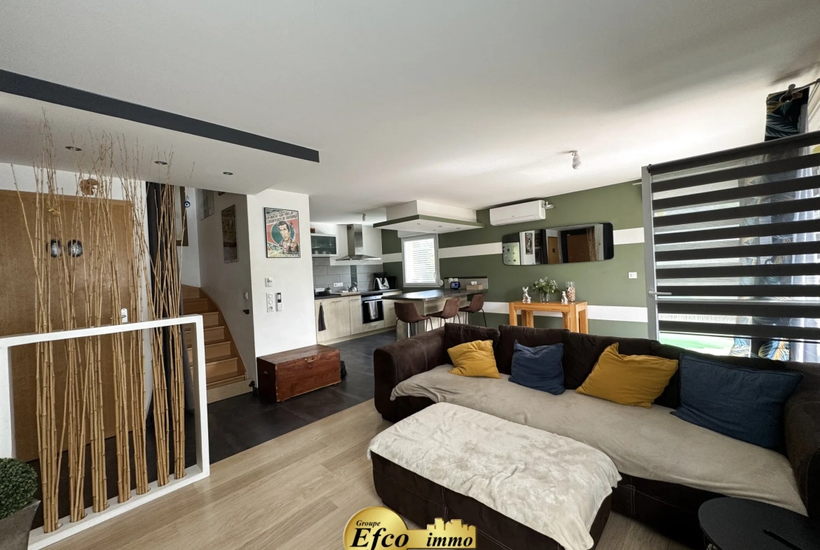 Triplex avec jardin, piscine, garage à Michelbach le Haut, 86m² 