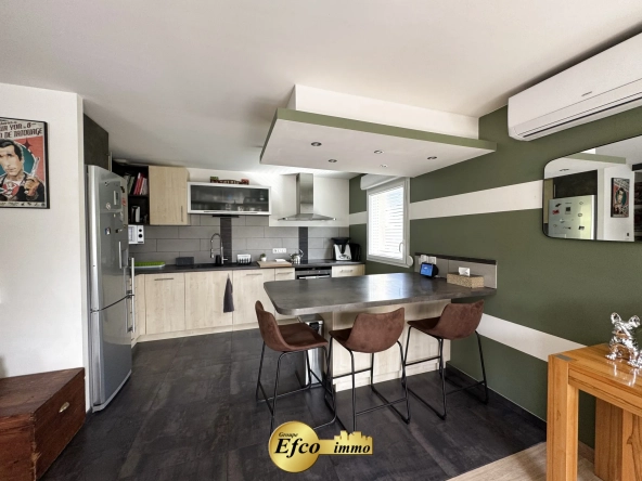 Triplex avec jardin, piscine, garage à Michelbach le Haut, 86m²