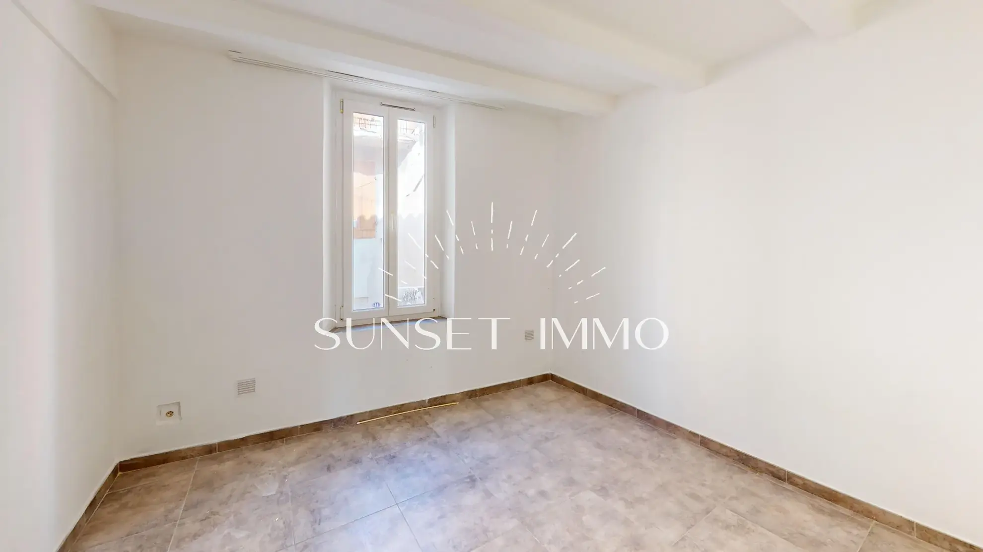Immeuble à vendre à Marignane - Investissement locatif en centre-ville 
