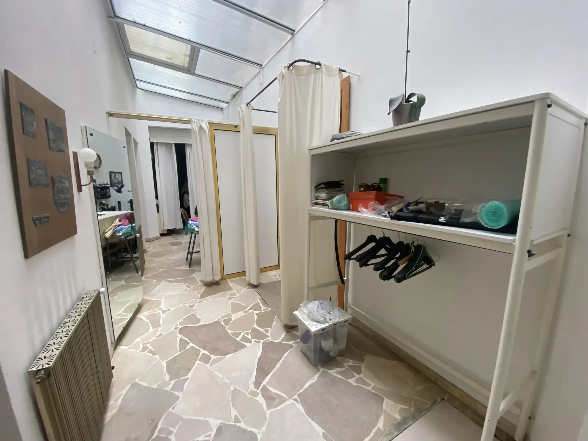 Immeuble de ville de 250 m² avec terrasse et local commercial à La Réole 