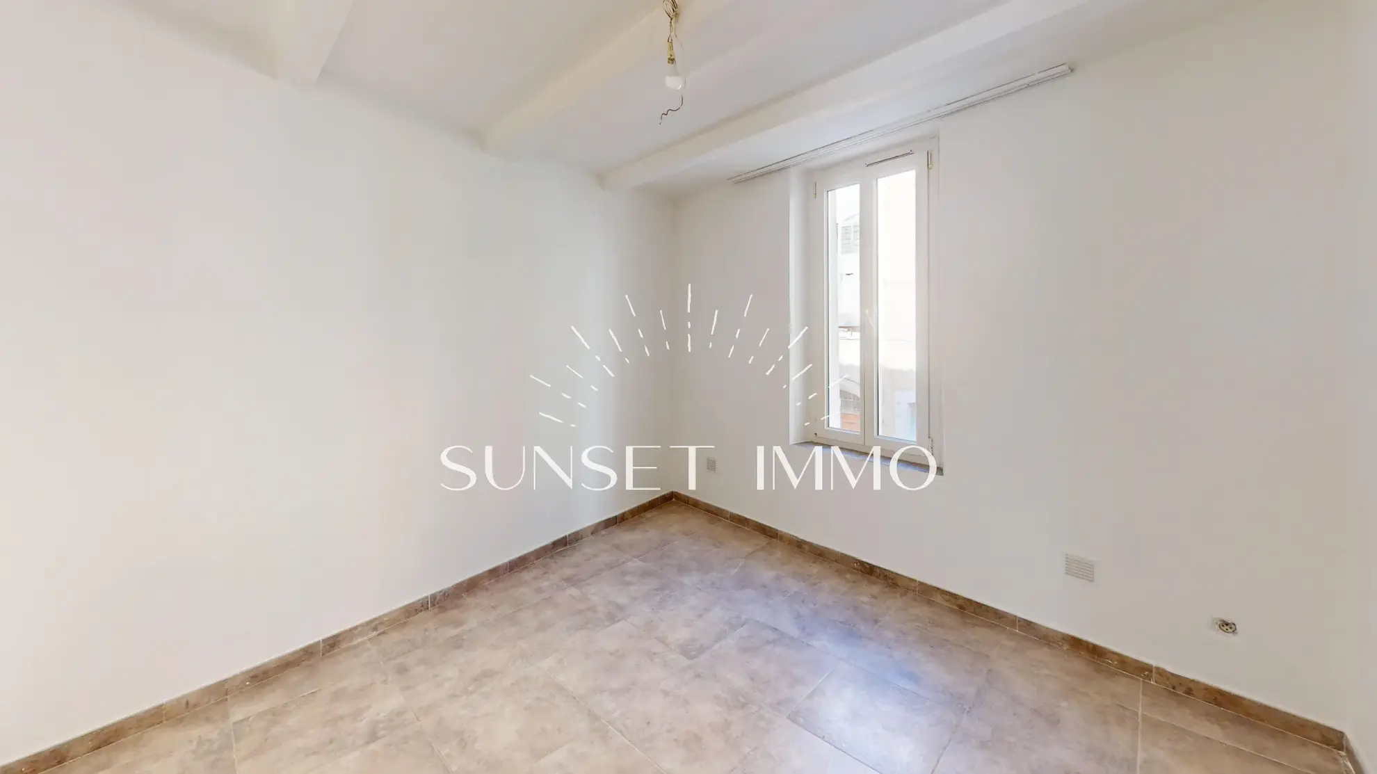 Immeuble à vendre à Marignane - Investissement locatif en centre-ville 