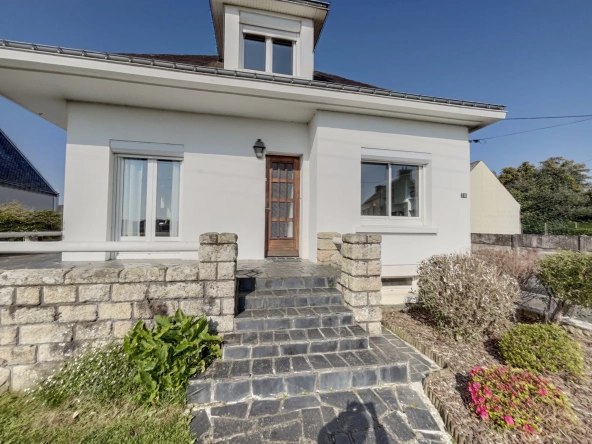 Belle maison de 124 m² à Baud avec grand terrain, garage et potentiel de division