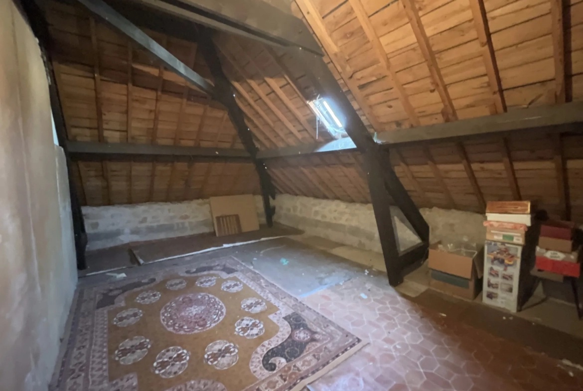 Belle maison de 124 m² à Baud avec grand terrain, garage et potentiel de division 