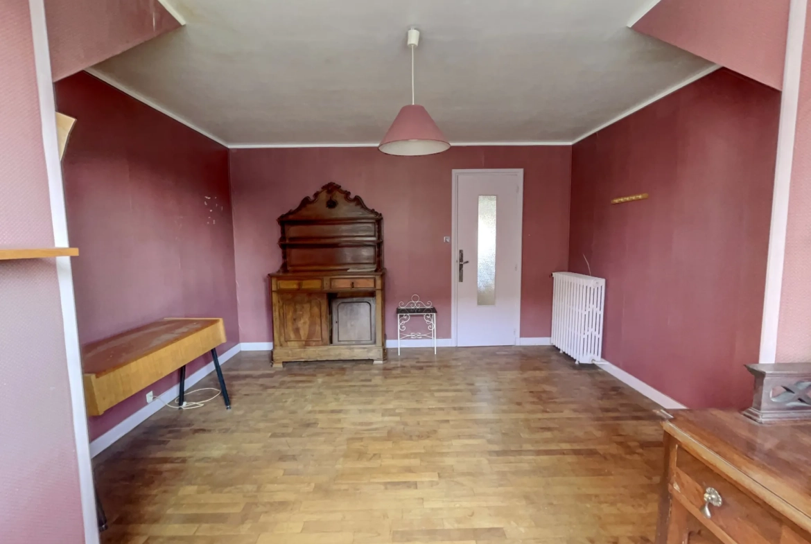 Belle maison de 124 m² à Baud avec grand terrain, garage et potentiel de division 