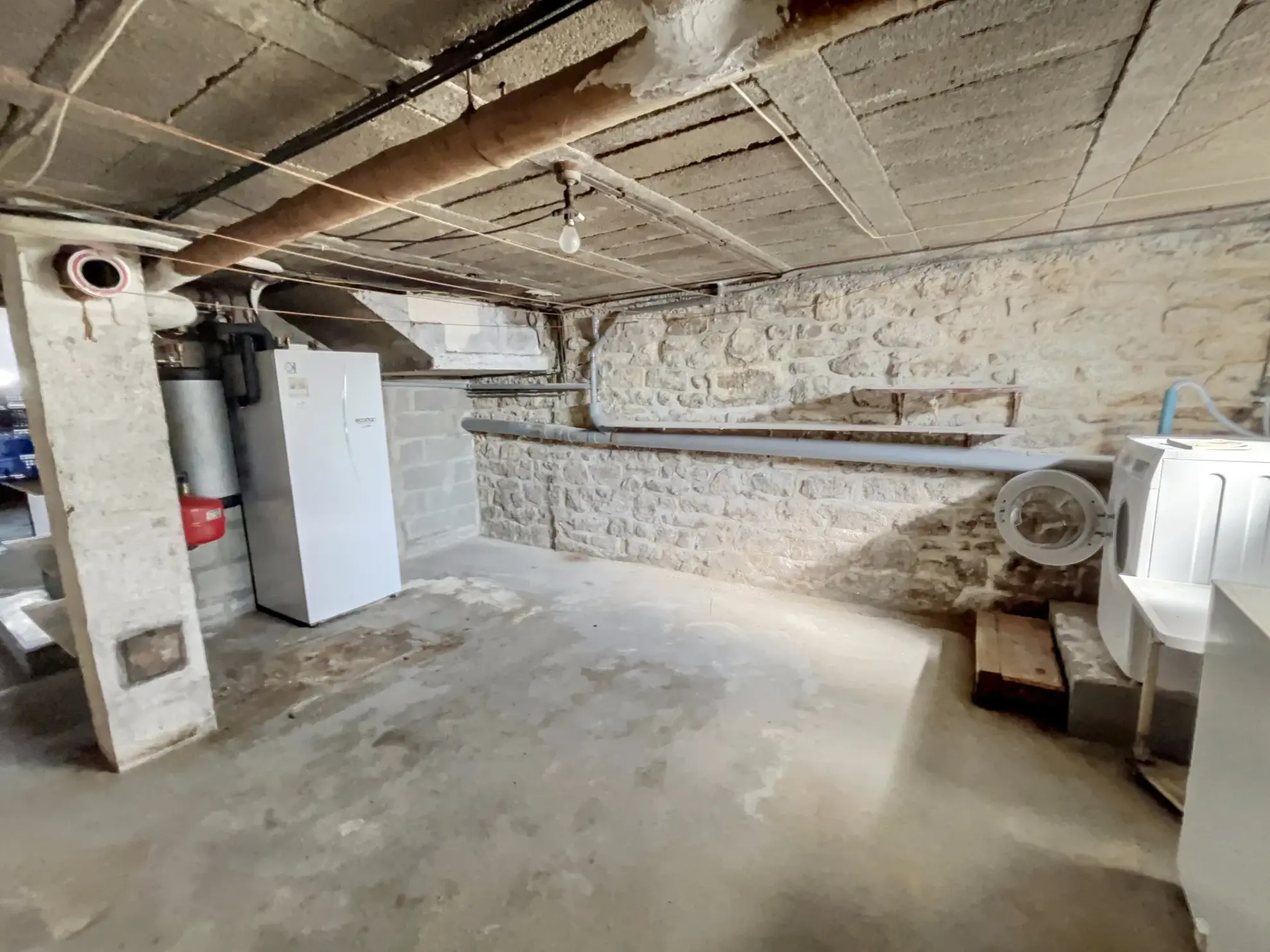 Belle maison de 124 m² à Baud avec grand terrain, garage et potentiel de division 
