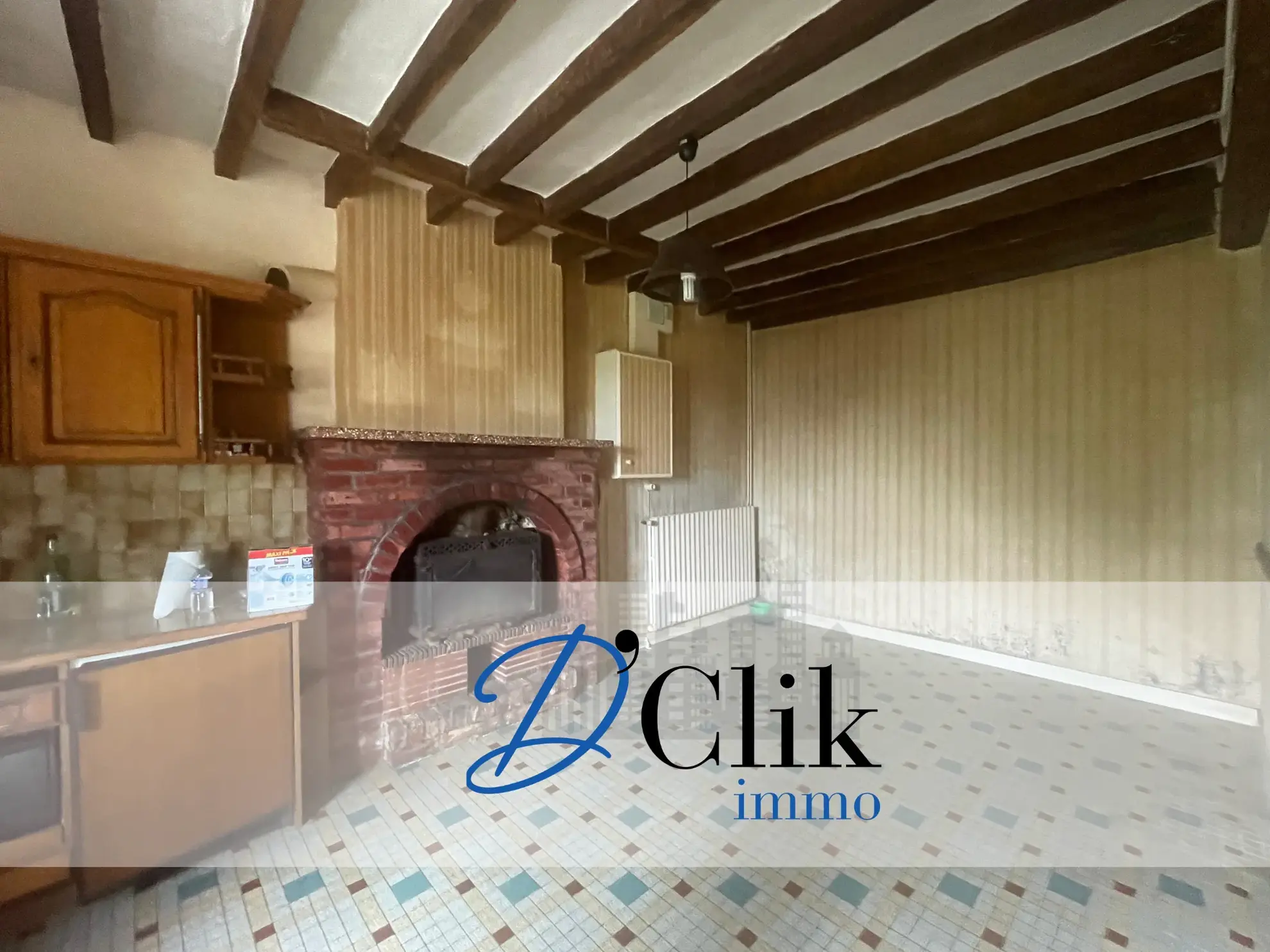 Maison à rénover de 117 m² à Genest Saint Isle – Charmante longère en pierre 