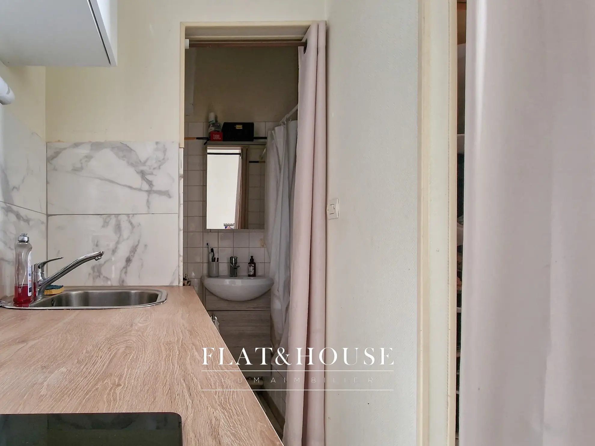 Investissement locatif à Nantes : plateau divisible de 3 studios loués en colocation 