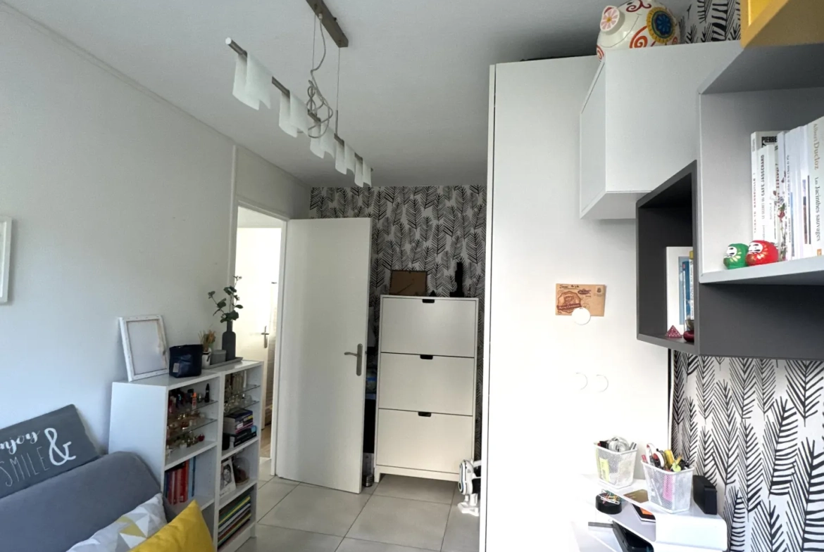 Appartement F4 avec balcon et parking à Saint-Étienne Fauriel, idéal premier achat 