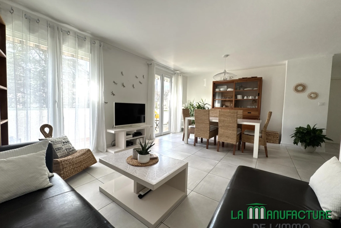 Appartement F4 avec balcon et parking à Saint-Étienne Fauriel, idéal premier achat 