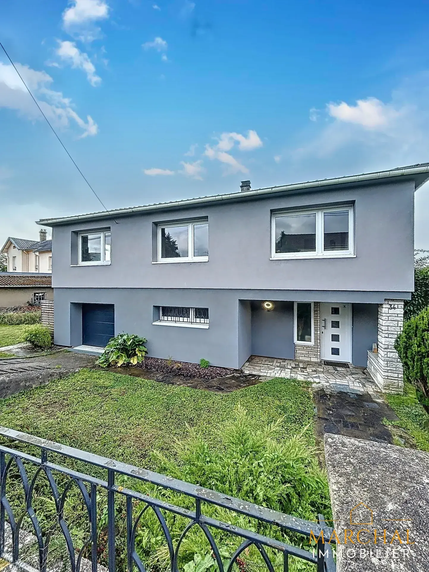 Maison individuelle à Courcelles sur Nied avec 4 chambres, garage et jardin plein sud 