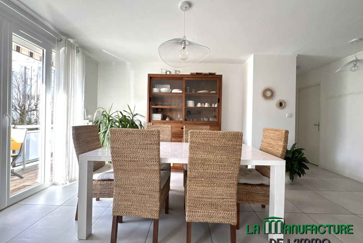 Appartement F4 avec balcon et parking à Saint-Étienne Fauriel, idéal premier achat 