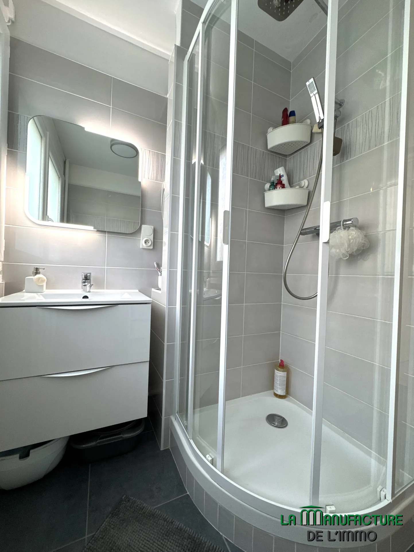 Appartement F4 avec balcon et parking à Saint-Étienne Fauriel, idéal premier achat 
