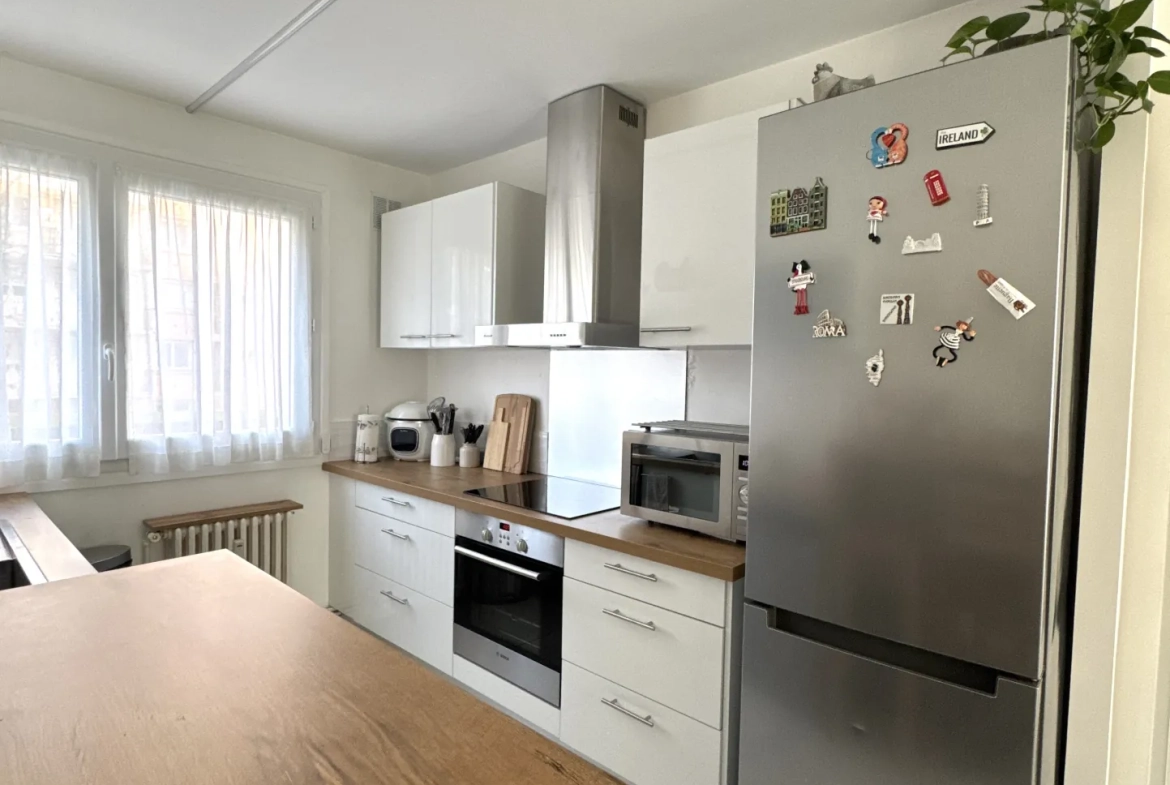 Appartement F4 avec balcon et parking à Saint-Étienne Fauriel, idéal premier achat 