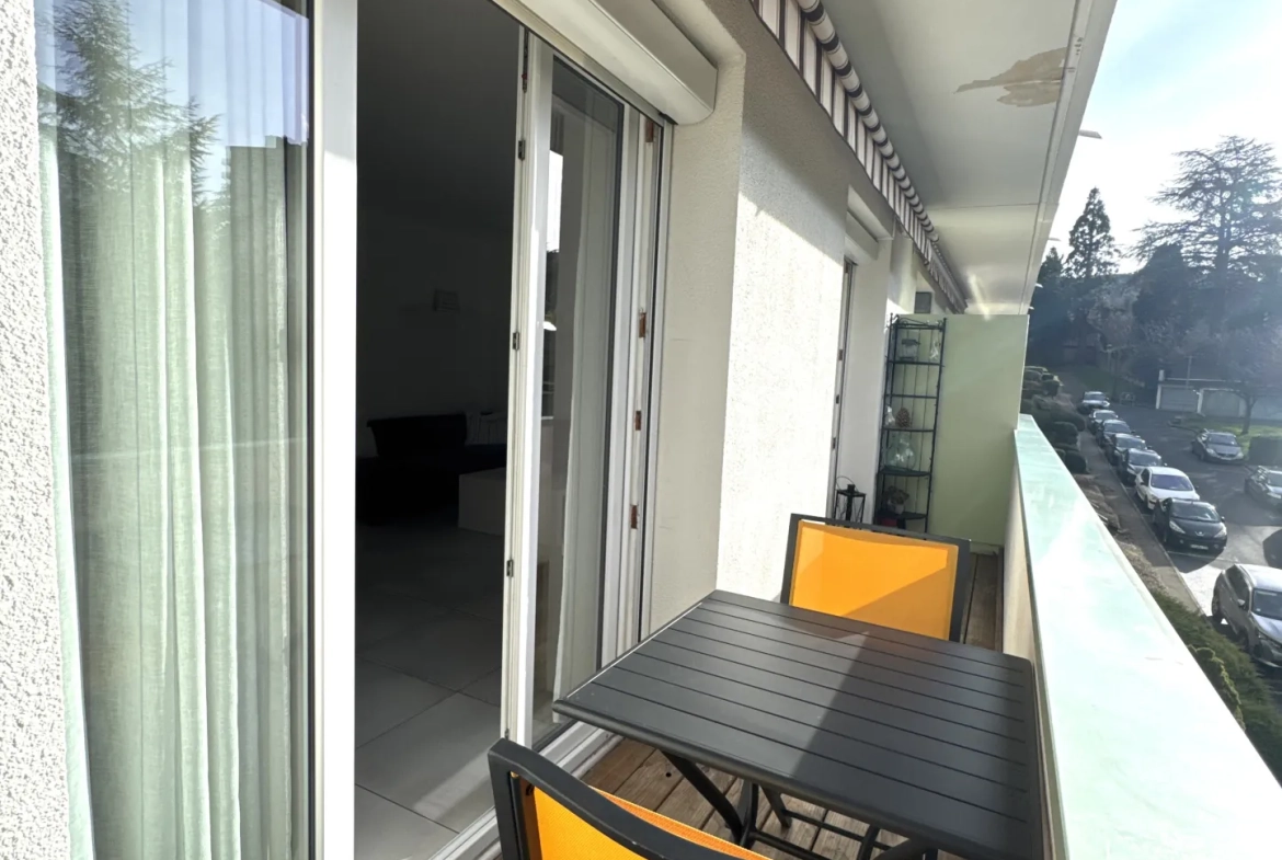 Appartement F4 avec balcon et parking à Saint-Étienne Fauriel, idéal premier achat 