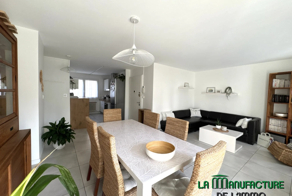 Appartement F4 avec balcon et parking à Saint-Étienne Fauriel, idéal premier achat 